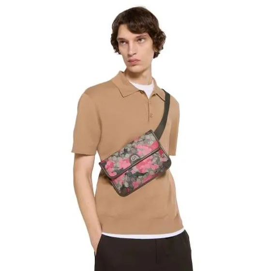 Gucci GG Supreme with Rosa Rosso camo crossbody