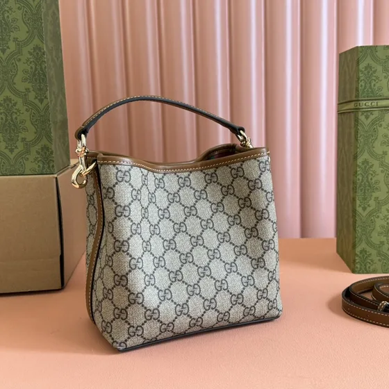 Gucci Gg Emblem Mini Spandtasketur Beige/Brun Crossbody