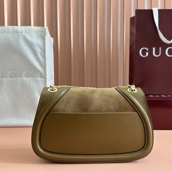 Gucci Blondie Shoulder Bag Brown Shoulder Bag