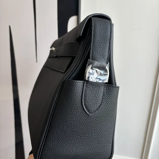 Hermes Kelly Messenger أسود Crossbody