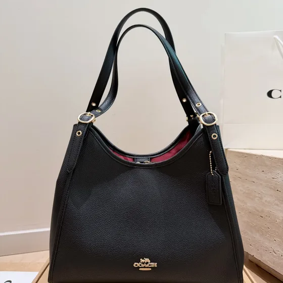 Coach Meadow Shoulder Bag Burgundy Shoulder Bag