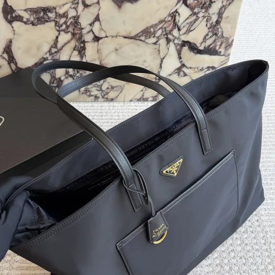 Prada Re-Nylon Shoppertasche Schwarz Shoppertasche