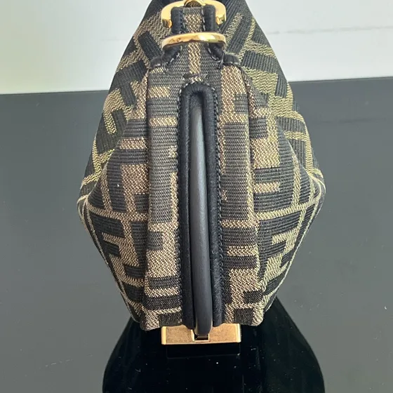 Fendi Fendigraphy Mini Hobo Charm Bag Coklat Hobo