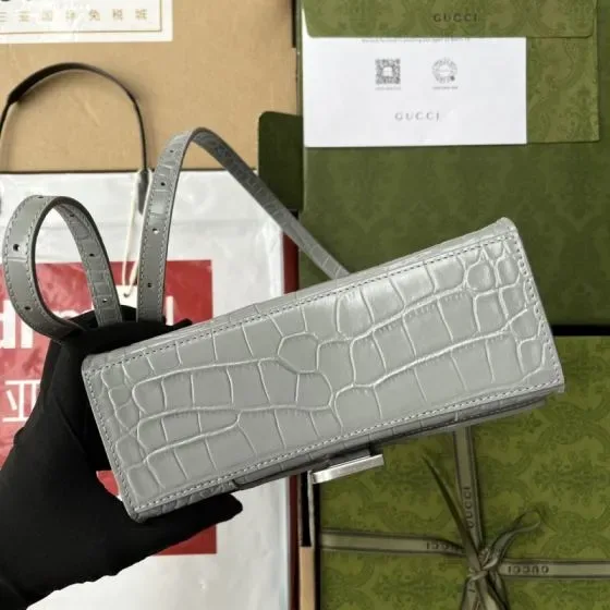Balenciaga Hourglass Wallet On Chain Light Gray Woc