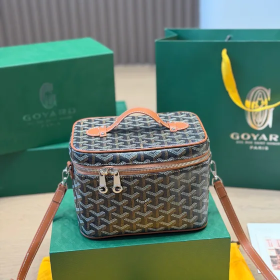 Goyard Muse Vanity Case بني Top Handle
