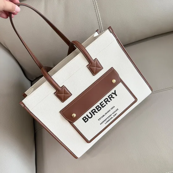Burberry Freya Tote Natural Beige/Tan Coklat Tote Bag