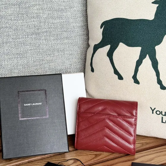 YSL Cassandre Matelassé Compact Tri Fold Wallet Wine Đỏ Wallet