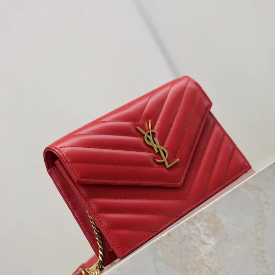 YSL Cassandre Envelope Chain Cartera Rojo Woc