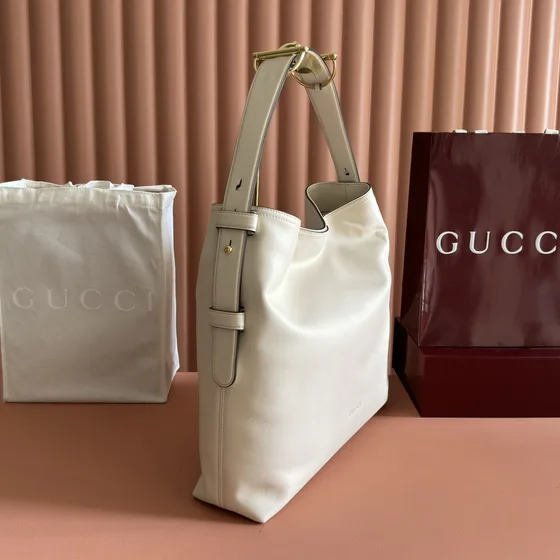 Gucci Gucci Hobo Sac épaule Blanc Hobo