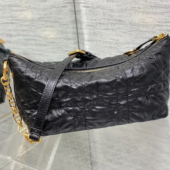 Dior Diorstar Hobo Bag With Chain Hitam Crossbody