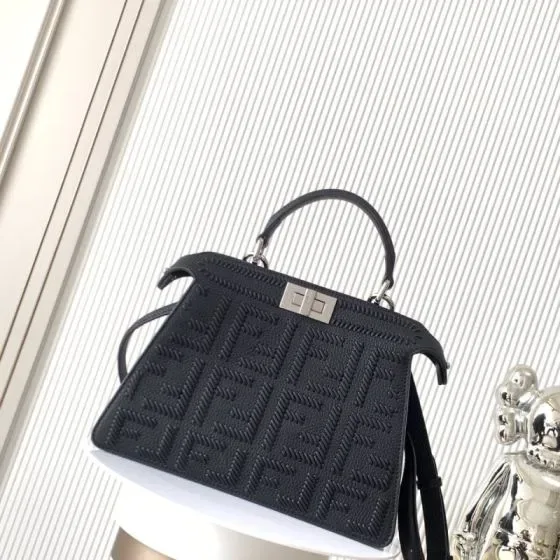 Fendi Peekaboo Iseeu Small Black Top Handle