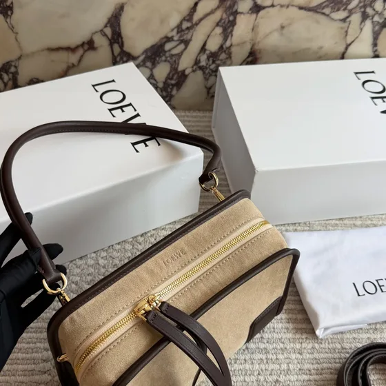 Loewe Amazona Shoulder Bag Beige Dark Brown Shoulder Bag