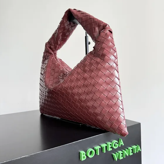 Bottega Veneta Hop Bag Dusty Rose Hobo
