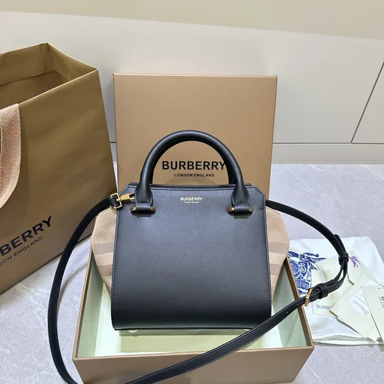 Burberry Coklat Top Handle