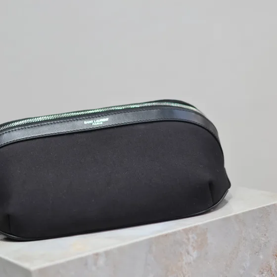 YSL Classic Waist Bag أسود Belt Bag