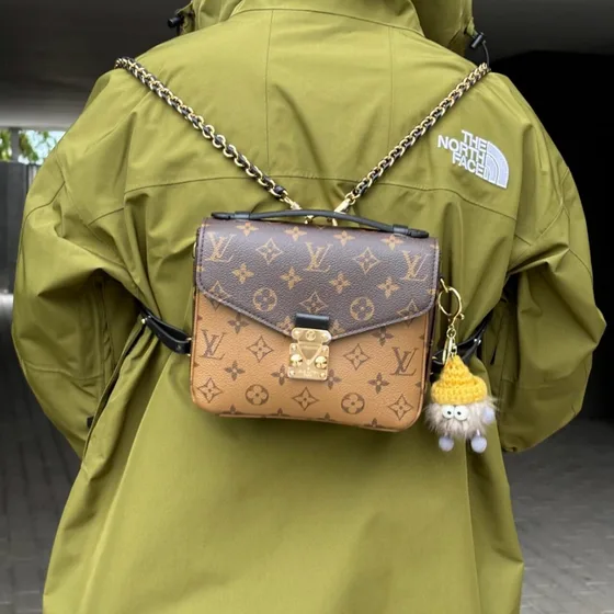 Louis Vuitton Pochette Metis Monogram Reverse Brown Top Handle
