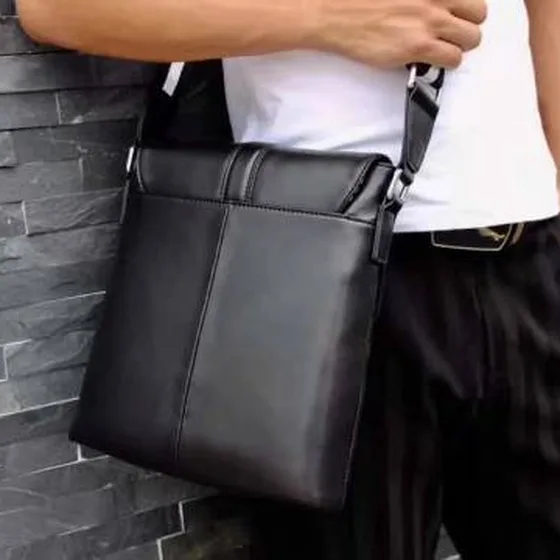 Bally 33098-2 Black 25x26x6cm crossbody