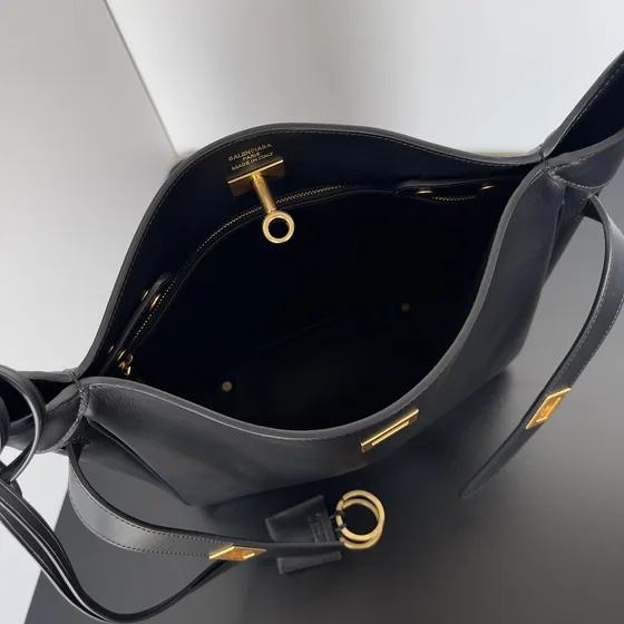 Balenciaga Farrah Hobo Bag Preto Hobo