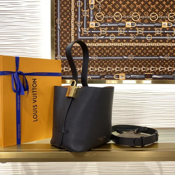 Louis Vuitton Nn14 Sort Skuldertaske