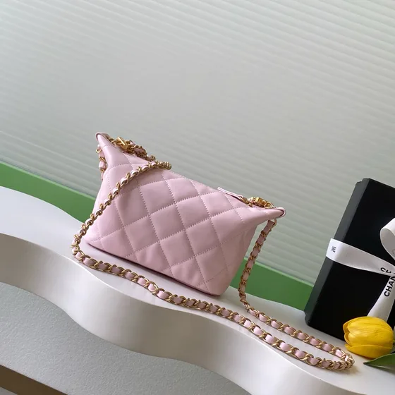 Chanel Pearl Chain Hobo Roze Hobo