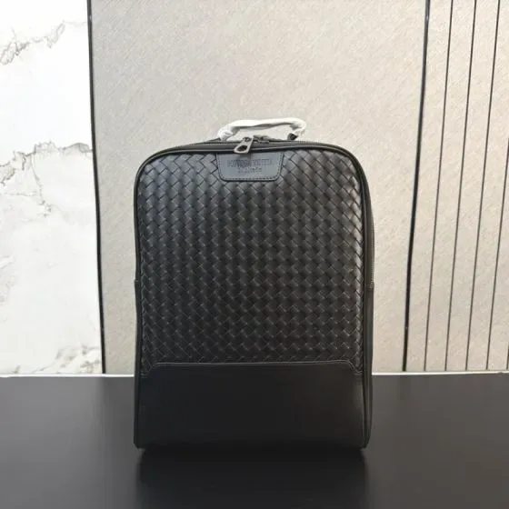 Bottega Veneta Intrecciato Slim Backpack Black Backpack