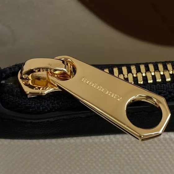 Burberry Sort