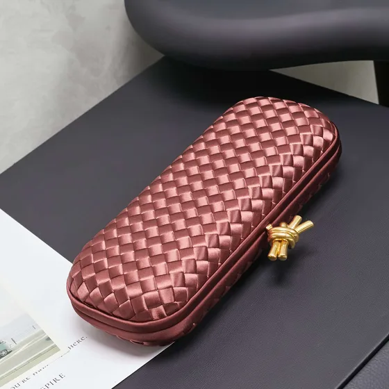 Bottega Veneta Knot Clutch Dusty Rose Clutch