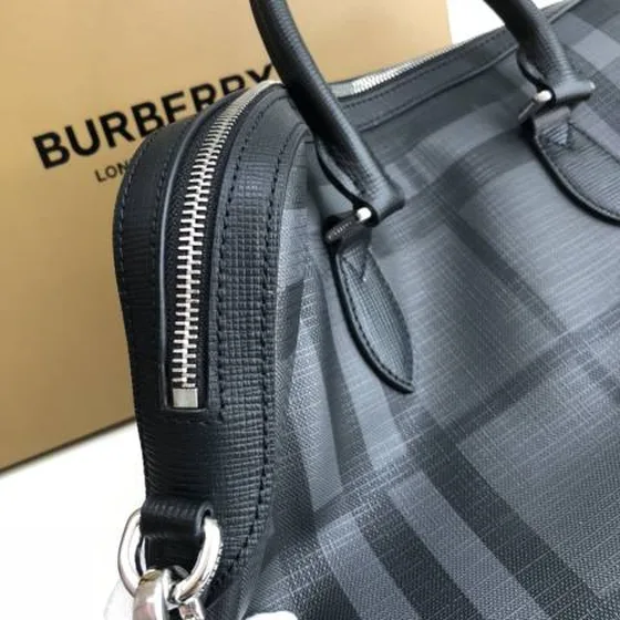 Burberry Mallette Gray Check 37 x 5 x 27cm business