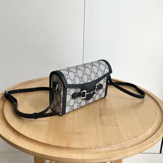 Gucci Horsebit 1955 Mini Borsa a spalla 699296 Beige/Nero 18/12/5cm Crossbody