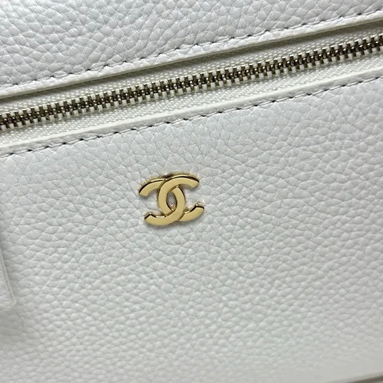 Chanel Vanity Case Putih Vanity