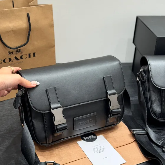 Coach Track 27 Preto 27cm Crossbody