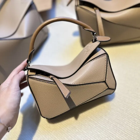 Loewe Puzzle Bag Oat/Sand Bege Alça superior
