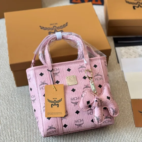 MCM Aren Visetos Tote Mini Merah muda Tote Bag