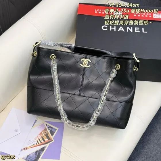 Chanel 25A Quilted Hobo Bag Black 34 24cm Hobo