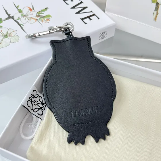 Loewe Owl Charm Keychain Xám Pouch