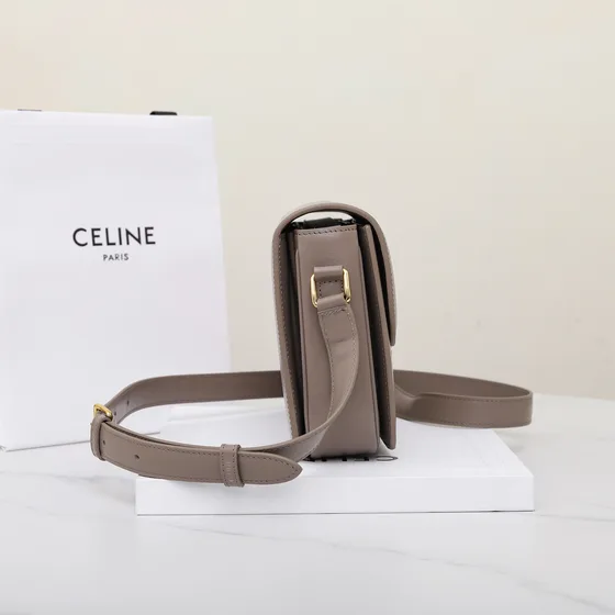 Celine Triomphe Pebble Gray Sac épaule