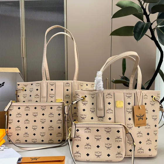 MCM Toni Visetos Tote Light Rosa Shoppertasche