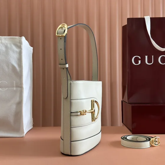 Gucci Gucci Horsebit Small Bucket Bag Putih Shoulder Bag