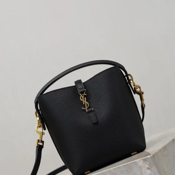 YSL Le 37 Mini Bucket Bag Hitam 15x18x11 Crossbody;Top Handle;Bucket Bag