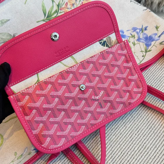 Goyard Saint Louis Pouch Red Pouch
