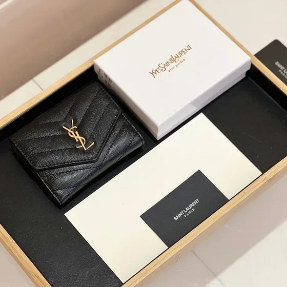 YSL Cassandre Matelassé Card Case Hitam/Merah marun Card Holder