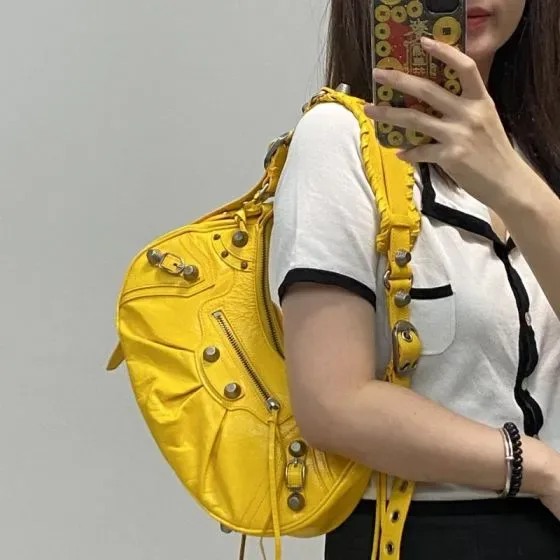 Balenciaga Le Cagole Shoulder Bag Yellow Shoulder Bag