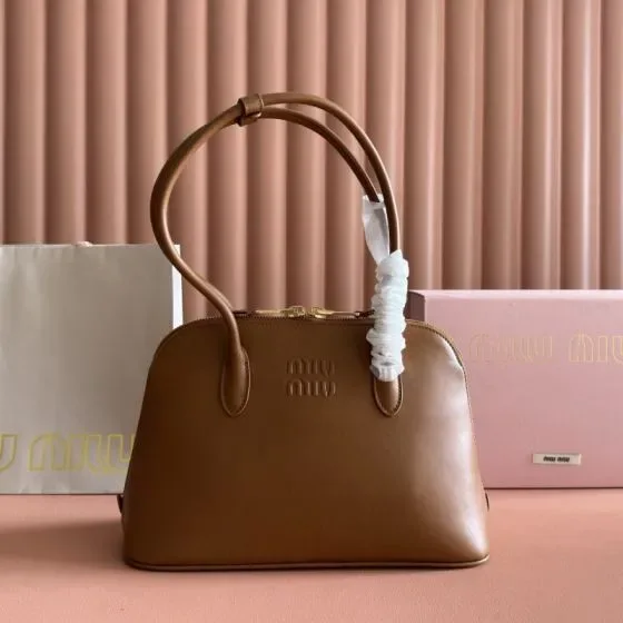 Miu Miu Couro Top-Handle Bag Marrom Alça superior
