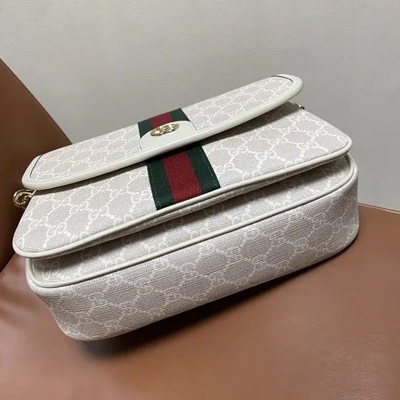 Gucci Ophidia Shoulder Bag Beige/Putih 24cm Shoulder Bag