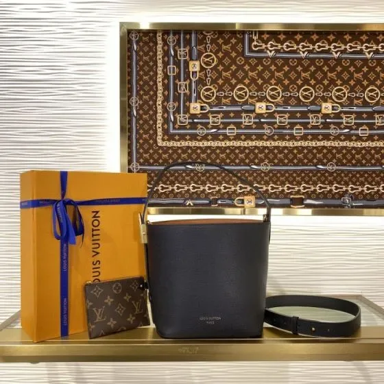Louis Vuitton Nn14 Black Shoulder Bag