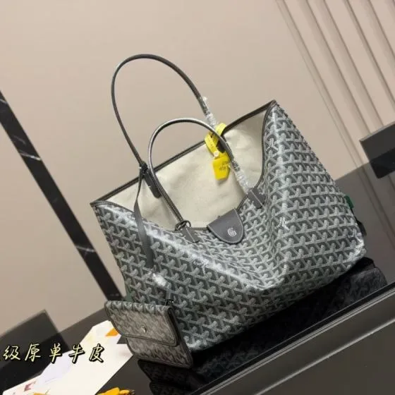 Goyard Saint Louis Grey Tote Bag