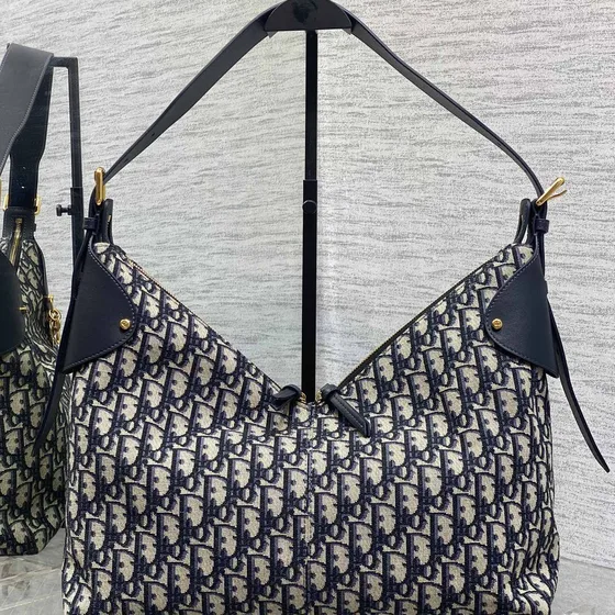 Dior Diorstar Hobo Bag สีครีม And สีดำ Hobo
