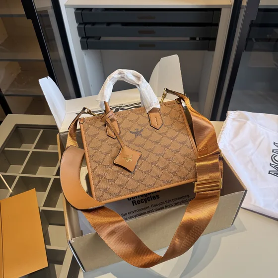 MCM Himmel Lauretos Tote Beige/Marrón Bolso tote
