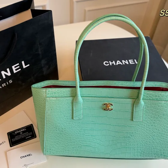 Chanel Executive Tote Noir Sac cabas