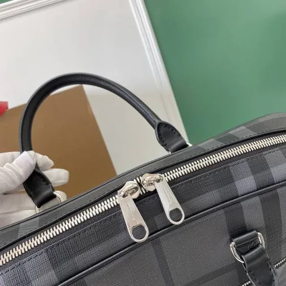 Burberry London Đen Check 37 x 9 x 27cm business